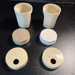 Tupperware Vintage Salt & Pepper Shakers #1471-22, 1471-19 Set Beige Almond‎